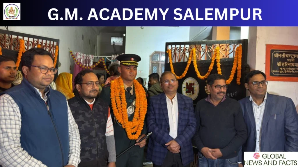 लेफ्टिनेंट का पद अर्जित कर खानदान की लगातार तीसरी पीढ़ी का सितारा बने विवेक, प्रधानाचार्य जी.एम.एकेडमी भी सभी अध्यापक संग रहे उपस्थित । 1 VIVEK