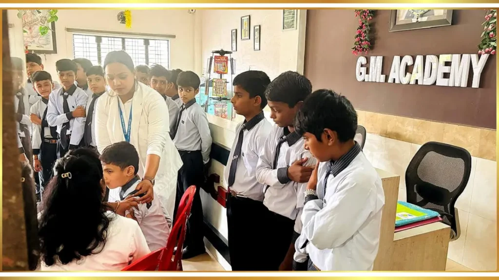 जी एम एकेडमी सलेमपुर में टीडी वैक्सीनेशन कैंप का सफल आयोजन 4 gma academy