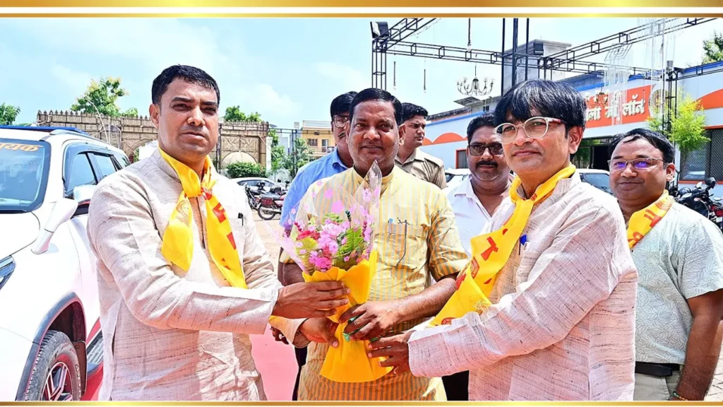 सर्वजन समागम महराजगंज में उमड़ा सर्वजन का जन सैलाव, FRCT टीम ने किया ऐतिहासिक सहयोग 11 सर्वजन समागम महराजगंज कार्यक्रम