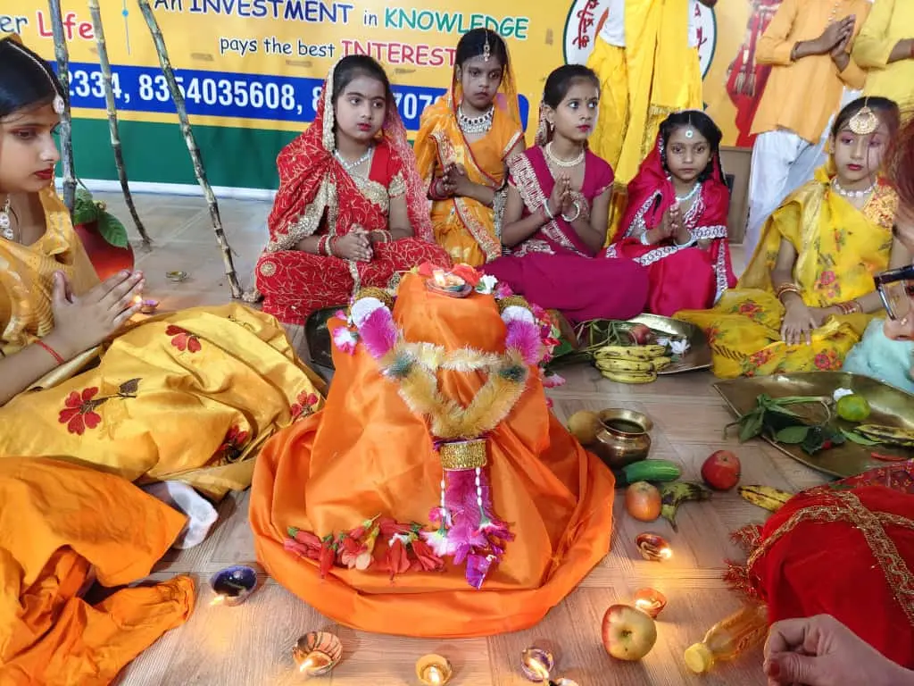 सलेमपुर में लोक आस्था का महापर्व छठ पूजा8