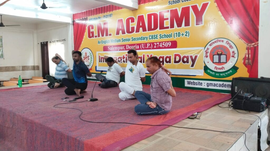 सलेमपुर: जी.एम. एकेडमी सीनियर सेकेंडरी स्कूल में धूमधाम से मनाया गया 12वां अंतर्राष्ट्रीय योग दिवस 13 WhatsApp Image 2026 06 21 at 12.37.44