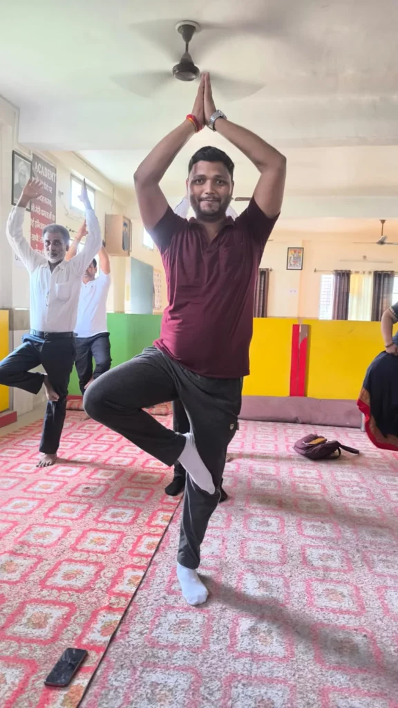 सलेमपुर: जी.एम. एकेडमी सीनियर सेकेंडरी स्कूल में धूमधाम से मनाया गया 12वां अंतर्राष्ट्रीय योग दिवस 20 bxzc4iepk3hjnhgdzwke