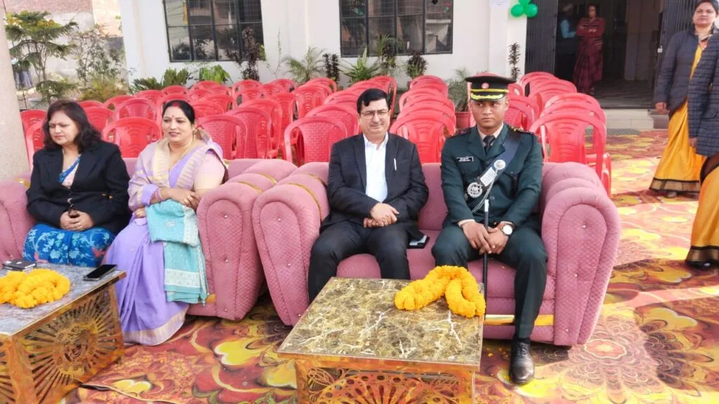 शिक्षा एवं खेल के साथ सर्वांगीण विकास में जी.एम.एकेडमी की भूमिका सराहनीय- नवनियुक्त लेफ्टिनेंट विवेक कुमार यादव 8 g.m. academy